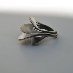 Modern Silver Rings With Oxidized Finish, Modern Sterling Silver Rings With Oxidized Finish, Modern Silver Ring, Oxidized Silver Rings, Jacket Pins, Modern Ring, Ring Unique, Oxidized Silver, Unique Rings