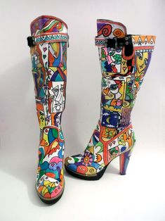 Painted Boots, Boots 2020, Shoes Drawing, Hand Painted Shoes, Boots Sneakers, Shoe Art, Womens Knee High Boots, Painted Shoes