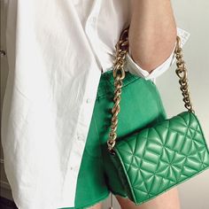 Bloggers’fav Match With Any Outfit; Casual Or Formal. Quilted Exterior. Thick Chain Shoulder Straps. Lined Interior With Pockets. Magnetic Closure. Height X Length X Width: 5.3 X 8.1 X 2 Inches (13.5 X20.5 X 5 Cm) Color: Green New With Tags Chunky Gold Chain, White Crossbody Bag, Brown Crossbody Bag, Zara Bags, Quilted Purses, Handbag Straps, Mini Purse, Black Purses, Black Cross Body Bag