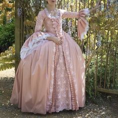 Princess Dress Women, Victorian Ball Gowns, 18th Century Dress, Long Dress Plus Size, Rococo Fashion, 18th Century Clothing, Century Dress, 18th Century Fashion, Wedding Dresses With Flowers