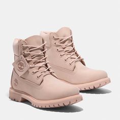 Timberland Shoes Women, Timberland Women, Timberland Boots Women, Boot Stand, Beige Boots, Timberland Premium, Shoes Boots Timberland, Timberlands Women, A Rainy Day