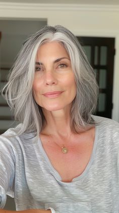 80+ Cute Gray Bob Hairstyles You Need To Try! Grey Hair And Glasses, Haircut Gray Hair, Grey Bob Hairstyles, Grey Hair Looks