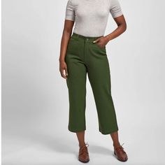 The Faye Stretch Cotton Twill Boyfriend Crop Pants Are Cut Just Like Our Fan-Favorite Bae Boyfriend Jeans But Made From Our Premium Twill Fabrication. Designed With A Straight Fit Down To The Perfectly-Cropped Inseam That Hits Right Above The Ankle. Made From Soft-Yet-Structured Twill That Is Anti-Crease And Wrinkle Resistant. Achieve That Fashion Meets Function Aesthetic In The Pants That Will Stay Comfy And Look Luxe All Day Long. Fabric 54% Cotton, 40% Rayon, 6% Elastane Size 24 Brand New Wit Function Aesthetic, Universal Standard, Crop Pants, Cropped Pants, Boyfriend Jeans, Stretch Cotton, Cotton Twill, Emerald Green, Pant Jumpsuit