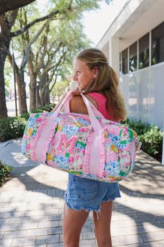 Everyday Duffle - Quilted Flower - SweetHoney Clothing Floral Duffle Bag, Preppy Duffle Bag, Cute Clothes Women, Designer Gifts For Women, Cute Pink Bags, Duffle Bag Aesthetic, Preppy Travel Bags, Cute Travel Bags, Big Duffle Bag