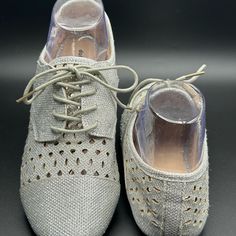 Women’s Glittery Silver Oxfords Size 8 Nwot Silver Oxfords, Flat Shoes Women, Loafer Flats, Doll House, Oxford, Loafers, Women Shoes, Wardrobe, Silver