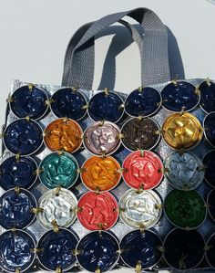 Nespresso  Tasche Nespresso Crafts, Summer Camp Art, Nespresso Pods, Coffee Capsules, Diy Recycle, Coffee Pods, Camping Art