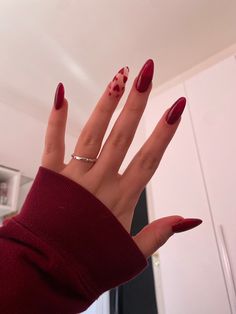 Nail Inspired Valentines, Red Nail Valentines Day, Dark Red Nails Valentines, Red With Hearts Nails, Nails Art Valentines Day, Nails Inspo Red And Pink, Red Nail With Heart, Nails Red With Heart, Cute Valentine’s Day Nails Red