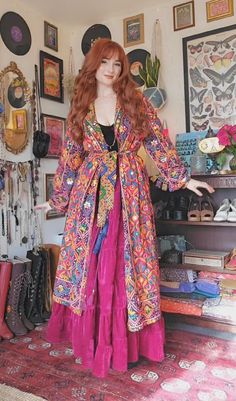 Flower Pattern Clothes, Colorful Fantasy Outfits, How To Tailor Your Own Clothes, Statement Pieces Clothing, Majestic Outfits, Magical Outfits, Whimsical Outfit