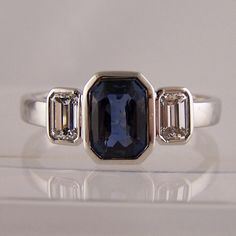 sapphire rub over rings - Google Search 3 Stone Sapphire Ring, 3 Stone Ring Designs, Trilogy Rings, Purple Gemstones, Parti Sapphire, Set Rings, Ring My Bell