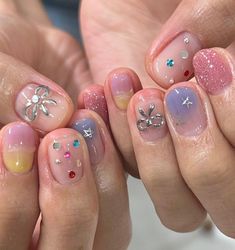 Minimal Nails Art, Pretty Gel Nails, Really Cute Nails, The Royals, Beauty Tricks, Cute Gel Nails, Soft Nails