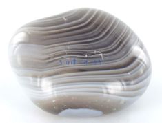 Banded Agate Crystal Meaning, Crystals Healing Properties, Banded Agate, Healing Properties, Agate Crystal, Natural Minerals, Healing Stones, Dish Soap