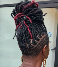 Faux Locs for Short Haircuts Faux Locs Mohawk Styles, Short Faux Locs Styles Shoulder Length, Loc Faux Hawk, Mowhak Hairstyle Locs, Shaved Side Faux Locs, 30 Faux Locs, Locs In A Mohawk Style, Curly Faux Locs, Faux Locs Styles