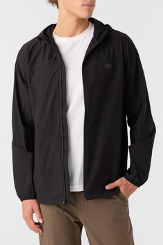 Stay warm and protected from the elements in this essential jacket. It features a durable design with a hint of stretch for easy flexibility and is wind and rain-resistant. The standard fit is true to size. O'Neill Men's windbreaker jacket Standard fit Polyester stretch windbreaker fabric O'Neill Hyperdry DWR 1200mm Breathability 600mm Water Resistance Zip Front and hand pockets Hidden hood cord lock with drawcord Cinch bottom hem with cord lock Stretch binding at sleeve cuffs 100% Polyester Hidden Hood, Mens Windbreaker, Jack Black, Windbreaker Jacket, Stay Warm, Black