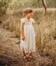 Layla Lace Flower Girl Dress - Etsy White Party Dresses, Flower Girl Outfits, Girls Dresses Online, White Flower Girl Dresses, Kids Party Dresses, Trendy Wedding Dresses, White Cotton Dress, Prom Dresses For Teens