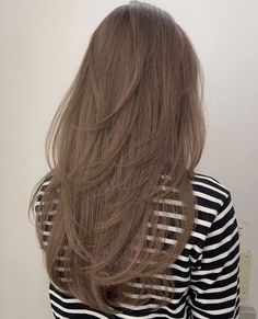 Long Straight Thin Hair with Volume Volumizing Haircuts, Haircuts For Long Hair With Layers, Fine Straight Hair, Hair With Bangs, Long Hair With Bangs