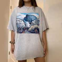 Round Neck Casual Basic Wild Top T-shirt College Wardrobe, Latest Fashion For Girls, Shirts Women Fashion, Fashion Graphic, Top T Shirt, Collar Top, Girls Tees, Fashion Colours, Latest Fashion For Women