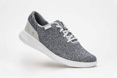 Women's Madrid Eco Knit - Heathered Grey – Kizik Sneakers Looks, Knit Sneakers, Free Shoes, Concrete Jungle, Classic Sneakers, Perfect Shoes, Knitting Women, Sporty Look, Nubuck Leather