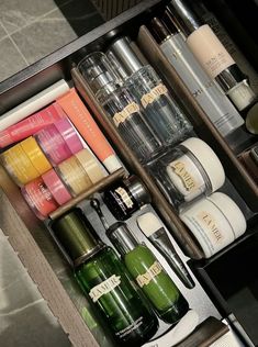 Skincare Drawer, Skincare Cabinet, Drawer Ideas, Red Smoothie, Vogue Beauty, Hair Advice, Facial Skin Care Routine, Bath Soap, Instagram Story Ideas