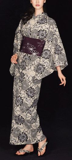 Yukata Design, Japanese Traditional Clothes, Embroidery Kimono, Beautiful Kimono, Kimono Design