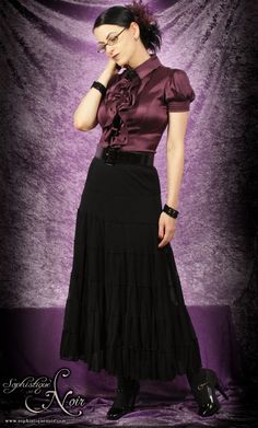 Steampunk Librarian, Goth Librarian, Modest Shirts, Dark Beauty Fashion, Everyday Goth, Gothic Outfits