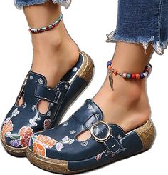 Beach Toes, Womens Clogs And Mules, Flower Flat, Clogs And Mules, Women's Clogs, Woman Beach, Vintage Casual, Womens Clogs, Leather Loafers