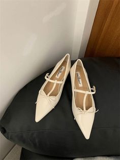 LBSFY - Fashion Women Flats Loafers Pointed Toe Shallow Slip On Casual Mules Shoes Bow Design Black Beige Yellow Red 2024 New Arrivals Size 5.5=35=22.5cmSize 6=36=23cmSize 6.5=37=23.5cmSize 7=38=24cmSize 7.5=39=24.5cm Party Mary Jane Flats With Pointed Toe, Party Mary Jane Pointed Toe Flats, Spring Office Mary Jane Flats, Spring Mary Jane Flats With Pointed Toe, Spring Mary Jane Pointed Toe Flats, White Pointed Toe Ballet Flats For Spring, Summer Pointed Toe Ballet Flats For Office, Summer Mary Jane Flats With Pointed Toe, Women Flats