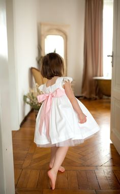 Flower Girl Dresses Baby, Toddler Tulle Dress, Elegant Flower Girl Dress, Ivory Flower Girl Dress, Minnie Outfit, White Tulle Dress, Blessing Dress, Full Tulle Skirt, Bow Wedding Dress