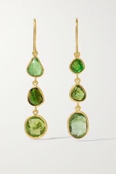 The tonal-green tourmalines in Pippa Small's earrings beautifully complement brown and hazel eyes - we suggest styling your hair off your face to really make them pop. They're handmade from 18-karat gold that's softly brushed and fall just below the jawline. Brown And Hazel Eyes, Styling Your Hair, Green Amethyst Earrings, Tourmaline Earrings, Hazel Eyes, Fall Jewelry, Green Earrings, Rose Gold Jewelry, Small Earrings