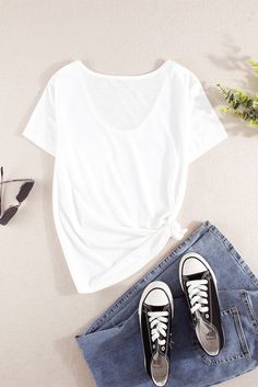 White Solid Pocket Front Scoop Neck Short Sleeve T-shirt White Solid, T Shirt Women, Hot Days, Women Tops, Body Shapes, Fitness Fashion, Denim Shorts, Scoop Neck, Take That