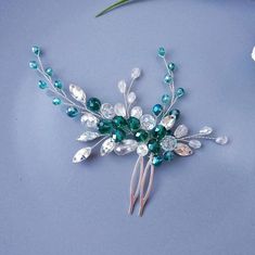 Beach Style Jewelry, Hair Piece Wedding Hair, Emerald Green Crystal, Wedding Jewelery, Diy Wedding Hair, Silver Hair Comb, Bead Hair, Hair Piece Wedding