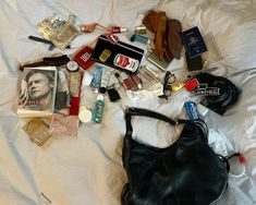 Messy Girl Aesthetic, Mary Poppins Bag, Poppins Bag, Downtown Girl Aesthetic, Girl Streetwear, What's In My Bag, Inside My Bag, Purse Essentials, Handbag Essentials