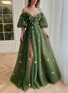 Princess Evening Dress, Teuta Matoshi, Prom Elegant, Simple Frocks, Gowns Prom, Designer Dresses Casual, Pretty Prom Dresses, Stylish Dress Book, Birthday Dresses