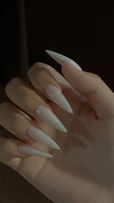 Very Sharp Nails, Claw Shape Nails, Cute Nails Acrylic Stilettos, Stiletto Nails Nude Color, Cool Long Nails, Nails 2024 Stiletto, Milky White Stiletto Nails, Long Nails Design 2024, Long Stiletto Nails Design