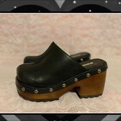 Vintage 90s Chunky Platform Studded Clogs Soda Deadstock Brand New Rare Platforms Size:6.5 These Are So Iconic! Perfect For Those Who Have Thick Calves And Cant Wear Boots Grungefairy/Fairycore #Chunkyplatforms #Chunkyshoes #Y2kplatforms #90splatforms #Bikercore Black Chunky Platform Clogs With Round Toe, Retro Style Platform Clogs With Round Toe, Retro Platform Clogs With Round Toe, Casual Brown Clogs With Studded Rubber Outsoles, Platform Round Toe Clogs For Streetwear, Round Toe Platform Clogs For Streetwear, Platform Clogs With Round Toe For Streetwear, Trendy Black Clogs For Fall, Trendy Black Fall Clogs