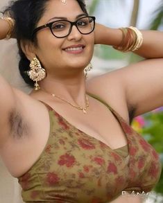 Discreet Tattoos, Beautiful Smile Women, Beautiful Smile, Bollywood Actress, Most Beautiful, Saree, Actresses, Beauty, Quick Saves