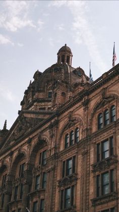 hyde park, architecture, travel, old, ancient, building, outdoors, city, sky, baroque, sculpture, town, religion, urban, church Fotocamere Vintage, Istoria Artei, Building Aesthetic, I Want To Live, Architecture Wallpaper, Baroque Architecture, Feel Like Home, Dark Academia Aesthetic, City Wallpaper