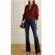 Frame Le High Flare Jeans. Nwt. Size 25. Color- Sutherland. Retail- $238 Waist (Laying Flat Across)- 12.5” Hips- 15” Inseem- 35” Rise- 9.5” Backrise- 13” Leg Opening (One Side)- 10.5” Affluent Style Women Casual, Hi Rise Jeans Outfits, Fancy Jeans Outfit Winter, Chic Clothing Style Classy, Chocolate Brown Heels Outfit, Mom Jeans Shoes How To Wear, Bootcut Jeans Outfit Work, Skyscraper Jeans Outfit, Outfit 40 Years Old Woman Chic