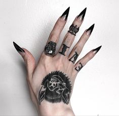 Gothic Nails Wedding, Goth Nail Inspo Acrylic, Minimal Goth Nails, Chrome Goth Nails, Cat Claw Nails Designs, Goth Wedding Nails For Bride, Trad Goth Nails, Elvira Nails, White Goth Nails