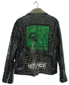 Distressed Green Jacket For Men, Choas UK Punk Fashion, Handcrafted Clothing Studded, Patchwork Jacket, Casualties Exploited Gothic Outfit, Introducing our bold distressed green color men's leather jacket, handcrafted with multi studs, punk fashion gothic flair, and iconic patches like Casualties, The Exploited, and Choas UK. Pin Badges with High-Quality Studs. Each securely added by hand Cropped, Vintage-inspired / Moto / Fit Patches Jacket Steampunk Gothic 0.9 to 1.0 MM Cowhide Leather used Ja Spiked Leather Jacket, Steampunk Mode, The Exploited, Handmade Patches, Gothic Outfit, Steampunk Aesthetic, Steampunk Leather, Band Patches, Studs And Spikes