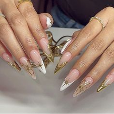 Set comes with 10 nails ONLY!  Each set comes with FREE application kit. *IF CHOOSING CUSTOM SIZE, PLEASE LEAVE SIZES IN NOTE SECTION*  ‼️If you are UNSURE of your sizes, please purchase SIZING KIT SEPARATELY‼️ Gold Stiletto Nails, White Nails With Gold, Gold Chrome Nails, Chrome Nails Designs, Acrylic Press On Nails, Pointed Nails, Stiletto Nails Designs, Nails Only, Gold Chrome