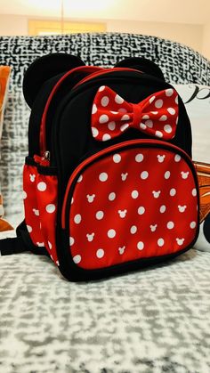 Disney School Bag With Adjustable Strap, Disney Style Bags With Zipper For Back To School, Disney Back To School Bags With Zipper Closure, Back To School Disney Bags With Zipper, Disney Backpack For Daily Use And Back To School, Disney Backpack For Back To School, Disney Backpack For School, Disney Backpack With Adjustable Strap, Disney Mickey Mouse Backpack For School