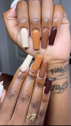 Fall Nail Ideas, September Nails, Birthday Hairstyles, Cute Nails For Fall, Seasonal Nails, Fall Nail Art, Fall Nail Colors, Falling Leaves