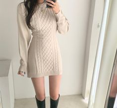 Criss Cross Sweater, Backless Sweater, Soft Girl Outfits, Cable Knit Sweater Dress, Cardigan Vintage, Cardigan Casual, Áo Len Cardigan, Knitted Bodycon Dress, Womens Knit Dresses