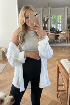 Maternity Leggings Outfit, Summer Pregnancy Outfits, Prego Outfits, Spring Maternity Outfits, Fall Maternity Outfits, Casual Maternity Outfits, Winter Maternity Outfits, Maternity Work Clothes, Trendy Maternity Outfits