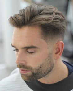 Hairstyles Reference, Short Hair With Beard, Mens Medium Length Hairstyles, Mens Haircuts Medium, Beyonce Hair, Mens Hairstyles Fade, Low Fade Haircut, Mens Hairstyles Medium