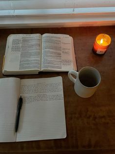 Worship At Home Aesthetic, Prayer Time Aesthetic, Bible Reading Motivation, Godly Lifestyle Aesthetic, Morning Devotion Aesthetic, Bible Study Aesthetic Photography, Bible Studies Aesthetic, Apostolic Aesthetic, Bible Journal Aesthetic