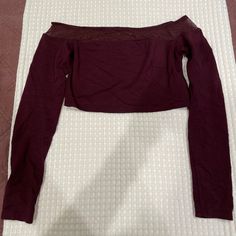 Maroon Forever 21 Cropped Shirt, Size M. Mesh On The Top. Never Worn!! Nwot!! Long Sleeve Cotton Crop Top For Night Out, Trendy Stretch Top For Date Night, Stretch Long Sleeve Top For Date Night, Fall Cotton Crop Top For Night Out, Cotton Crop Top For Night Out In Fall, Casual Stretch Crop Top For Date Night, Forever 21 Tops For Fall Date Night, Trendy Forever 21 Tops For Date Night, Forever 21 Long Sleeve Cotton Top