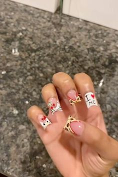 Shorties Inspo Nails, Red Duck Nails Short, French Tips With Design Short, Jhene Aiko Concert Nails, Cute Nails Ideas Short, Simple Freestyle Nails, Rod Wave Nail Ideas, Short Nail Acrylic Ideas, Over Lay Nail Designs