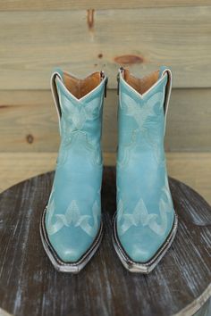 Western Leather Booties With Snip Toe, Turquoise Western Boots With Patina, Blue Fitted Western Heeled Boots, Turquoise Leather Western Boots, Boot Silhouette, Dream Shoe, Western Ankle-high Booties Medium Width, Short Boot, Equestrian Fashion