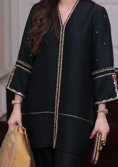 Pakistani Fashion Casual, Pakistani Fancy Dresses, Mode Abaya, Kurti Designs Party Wear